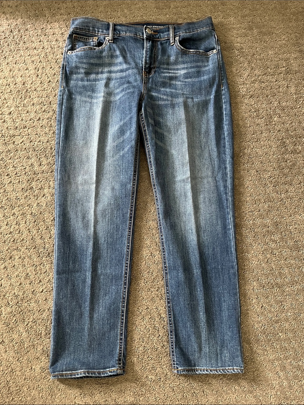 Old Navy Mid-Rise Straight Leg Jeans